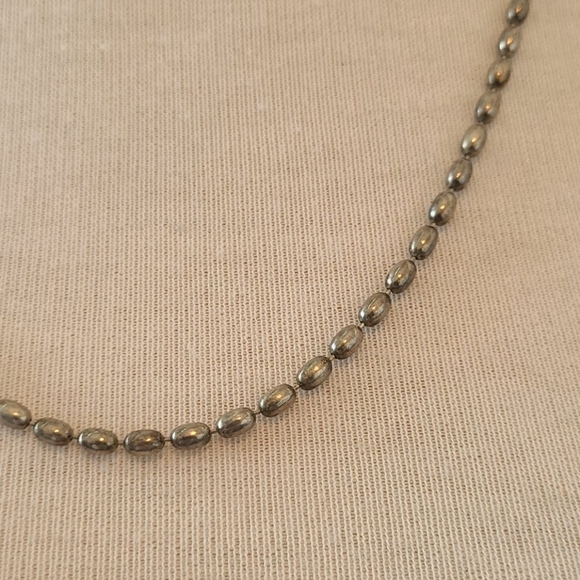 Sterling Silver Milor Seed Style Necklace - Picture 2 of 4